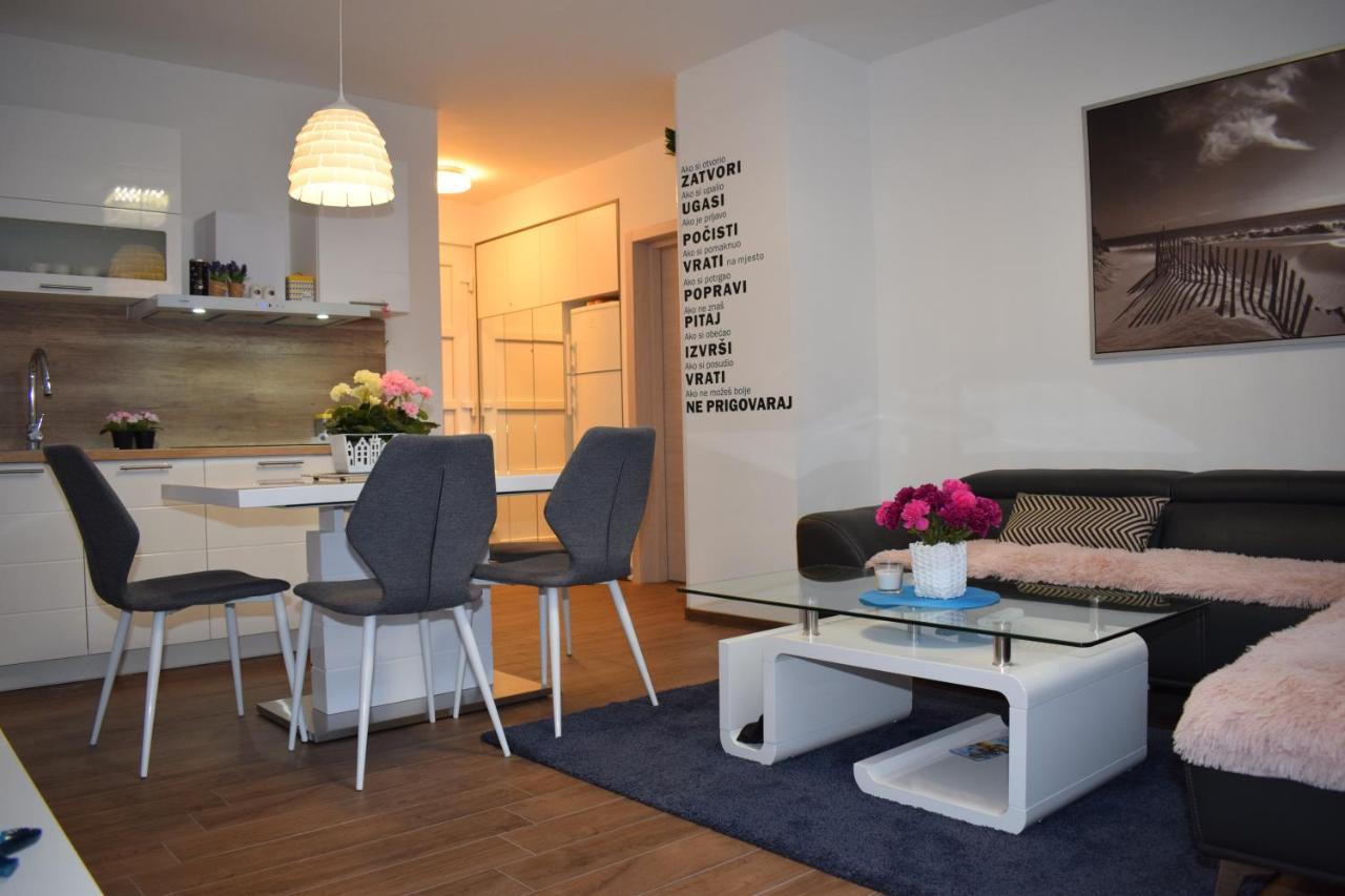 Trixi Apartman *